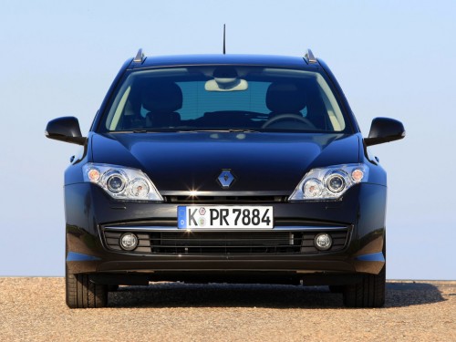 Характеристики автомобиля Renault Laguna 2.0 MT Dynamique (06.2008 - 11.2010): фото, вместимость, скорость, двигатель, топливо, масса, отзывы