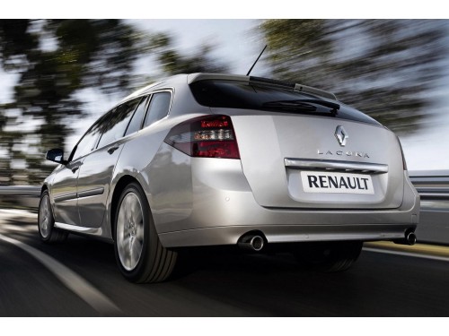 Характеристики автомобиля Renault Laguna 2.0 16V 140 MT Dynamique (09.2007 - 12.2010): фото, вместимость, скорость, двигатель, топливо, масса, отзывы