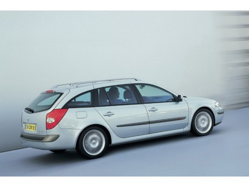 Характеристики автомобиля Renault Laguna 1.8 AT Privilege Plus (09.2004 - 03.2005): фото, вместимость, скорость, двигатель, топливо, масса, отзывы