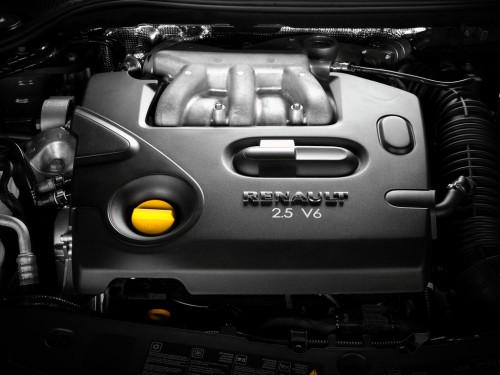 Характеристики автомобиля Renault Latitude 2.5 Privilege V6 AT (08.2010 - 06.2014): фото, вместимость, скорость, двигатель, топливо, масса, отзывы