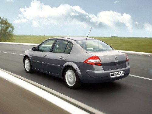 Характеристики автомобиля Renault Megane 1.5 dCi MT Authentique Klang &amp; Klima (01.2006 - 12.2006): фото, вместимость, скорость, двигатель, топливо, масса, отзывы