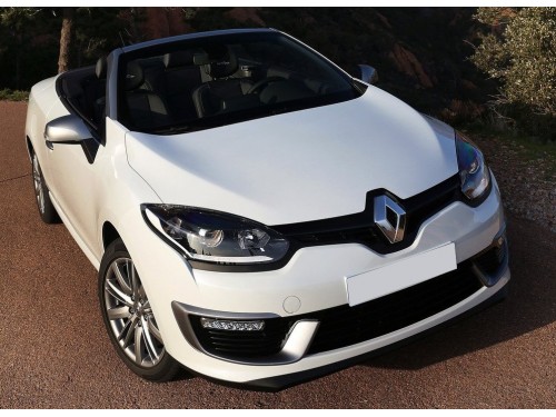 Характеристики автомобиля Renault Megane 1.2 TCe MT Luxe (03.2014 - н.в.): фото, вместимость, скорость, двигатель, топливо, масса, отзывы