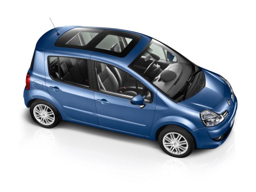 Характеристики автомобиля Renault Modus 1.5 dCi 65 MT Avantage (10.2008 - 02.2009): фото, вместимость, скорость, двигатель, топливо, масса, отзывы