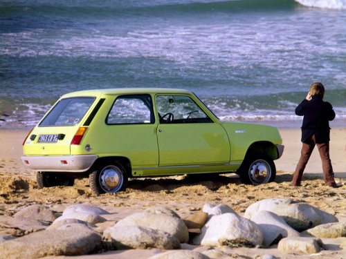 Характеристики автомобиля Renault R5 1.1 MT TL (04.1980 - 12.1984): фото, вместимость, скорость, двигатель, топливо, масса, отзывы