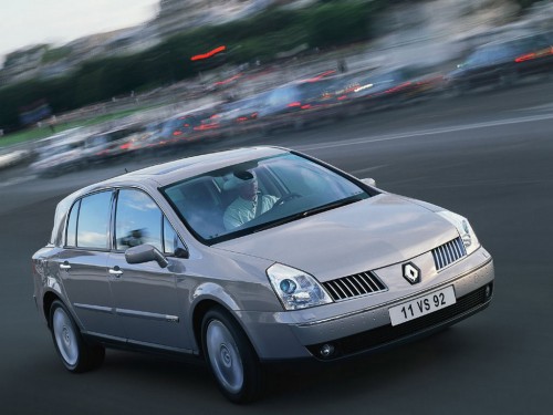 Характеристики автомобиля Renault Vel Satis 2.2 dCi MT Expression (03.2001 - 03.2005): фото, вместимость, скорость, двигатель, топливо, масса, отзывы