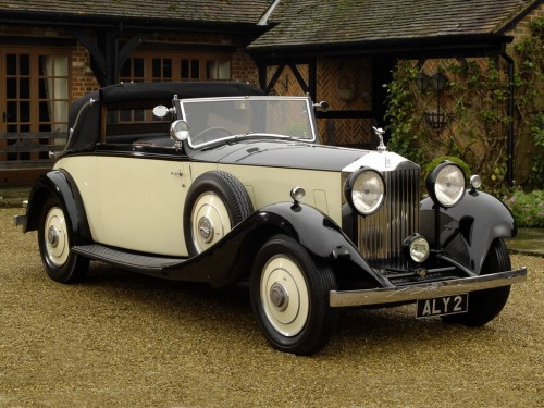 Характеристики автомобиля Rolls-Royce 20/25 3.7 MT (11.1929 - 12.1936): фото, вместимость, скорость, двигатель, топливо, масса, отзывы
