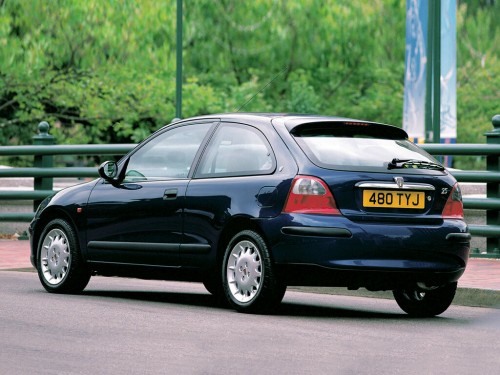 Характеристики автомобиля Rover 25 1.6 MT iS (09.1999 - 08.2004): фото, вместимость, скорость, двигатель, топливо, масса, отзывы
