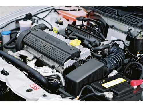 Характеристики автомобиля Rover 45 1.8 MT Club (07.2004 - 04.2005): фото, вместимость, скорость, двигатель, топливо, масса, отзывы