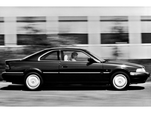 Характеристики автомобиля Rover 800 2.0 MT 820 Sport Coupe (10.1994 - 11.1998): фото, вместимость, скорость, двигатель, топливо, масса, отзывы