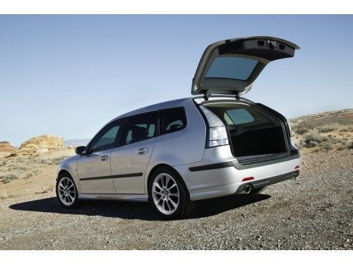 Характеристики автомобиля Saab 9-3 1.8i MT (03.2005 - 09.2007): фото, вместимость, скорость, двигатель, топливо, масса, отзывы
