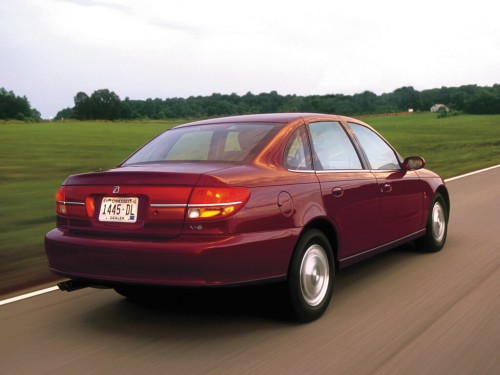 Характеристики автомобиля Saturn L-Series 2.2 MT L100 (05.2000 - 03.2002): фото, вместимость, скорость, двигатель, топливо, масса, отзывы