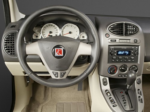 Характеристики автомобиля Saturn Vue 3.0 AT AWD V6 (03.2001 - 10.2003): фото, вместимость, скорость, двигатель, топливо, масса, отзывы