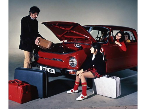 Характеристики автомобиля Skoda 100 1.0 MT 100L (09.1969 - 11.1977): фото, вместимость, скорость, двигатель, топливо, масса, отзывы