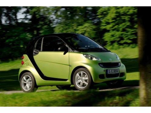 Характеристики автомобиля Smart Fortwo 1.0 AMT Brabus (09.2010 - 05.2012): фото, вместимость, скорость, двигатель, топливо, масса, отзывы