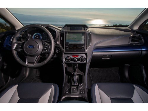Характеристики автомобиля Subaru Crosstrek 2.0i CVT Limited (01.2018 - 01.2021): фото, вместимость, скорость, двигатель, топливо, масса, отзывы