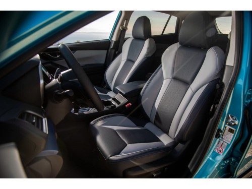 Характеристики автомобиля Subaru Crosstrek 2.0i MT Premium (01.2018 - 02.2023): фото, вместимость, скорость, двигатель, топливо, масса, отзывы