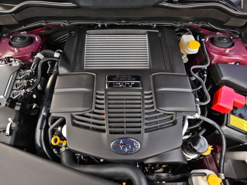 Характеристики автомобиля Subaru Forester 2.5i MT Premium (03.2013 - 12.2014): фото, вместимость, скорость, двигатель, топливо, масса, отзывы