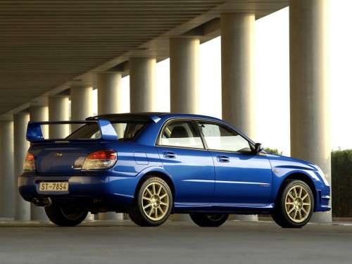 Характеристики автомобиля Subaru Impreza WRX STI 2.5 MT (01.2006 - 08.2007): фото, вместимость, скорость, двигатель, топливо, масса, отзывы