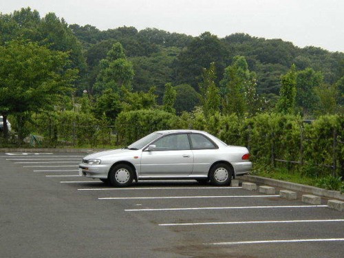 Характеристики автомобиля Subaru Impreza 1.5 Retna (12.1994 - 08.1996): фото, вместимость, скорость, двигатель, топливо, масса, отзывы