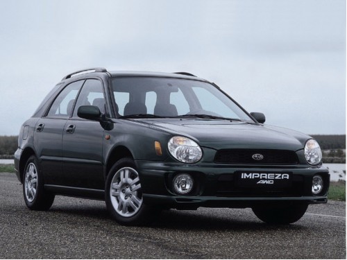 Характеристики автомобиля Subaru Impreza 2.0 PX MT (11.2000 - 12.2002): фото, вместимость, скорость, двигатель, топливо, масса, отзывы