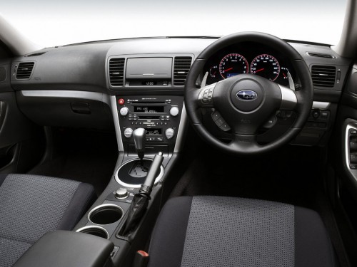 Характеристики автомобиля Subaru Legacy B4 2.0 tuned by STI 4WD (08.2006 - 04.2007): фото, вместимость, скорость, двигатель, топливо, масса, отзывы