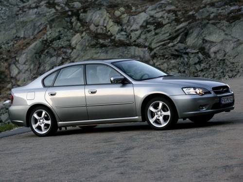 Характеристики автомобиля Subaru Legacy 2.0R AT (05.2003 - 08.2005): фото, вместимость, скорость, двигатель, топливо, масса, отзывы