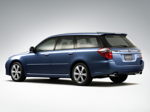 Характеристики автомобиля Subaru Legacy 2.0 GT 4WD (05.2008 - 04.2009): фото, вместимость, скорость, двигатель, топливо, масса, отзывы