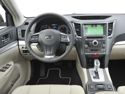 Характеристики автомобиля Subaru Outback 2.5 CVT Comfort (01.2013 - 02.2015): фото, вместимость, скорость, двигатель, топливо, масса, отзывы