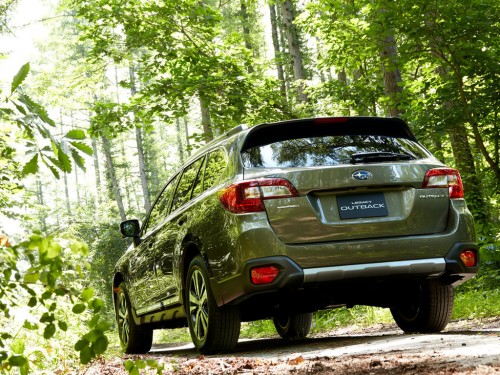Характеристики автомобиля Subaru Outback 2.5 Limited 4WD (09.2019 - 09.2020): фото, вместимость, скорость, двигатель, топливо, масса, отзывы