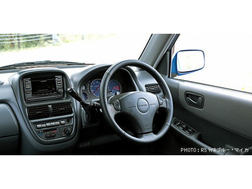 Характеристики автомобиля Subaru Pleo 660 A (10.2005 - 03.2010): фото, вместимость, скорость, двигатель, топливо, масса, отзывы
