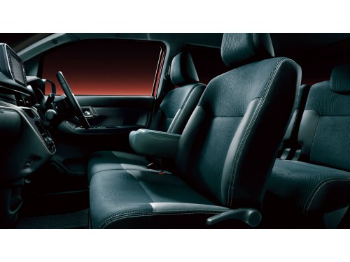 Характеристики автомобиля Subaru Stella 660 Custom RS Smart Assist (12.2014 - 04.2015): фото, вместимость, скорость, двигатель, топливо, масса, отзывы