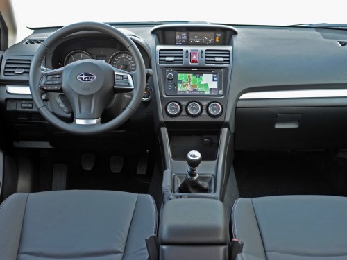 Характеристики автомобиля Subaru XV 2.0i CVT Active (02.2012 - 01.2016): фото, вместимость, скорость, двигатель, топливо, масса, отзывы