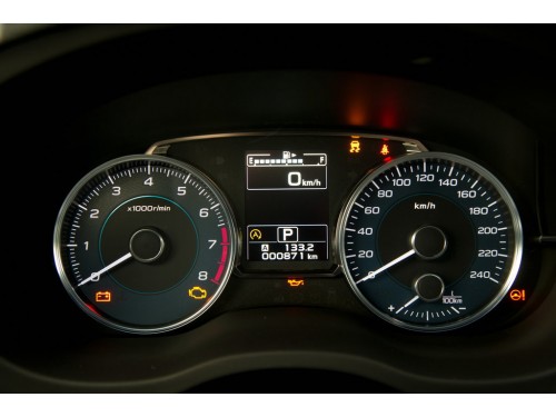 Характеристики автомобиля Subaru XV 2.0D MT Comfort (02.2016 - 08.2017): фото, вместимость, скорость, двигатель, топливо, масса, отзывы