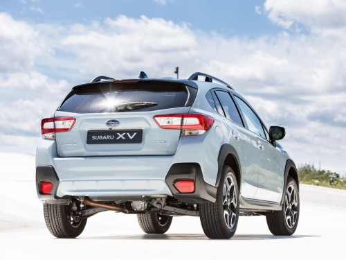 Характеристики автомобиля Subaru XV 1.6i CVT Comfort (08.2017 - 09.2020): фото, вместимость, скорость, двигатель, топливо, масса, отзывы