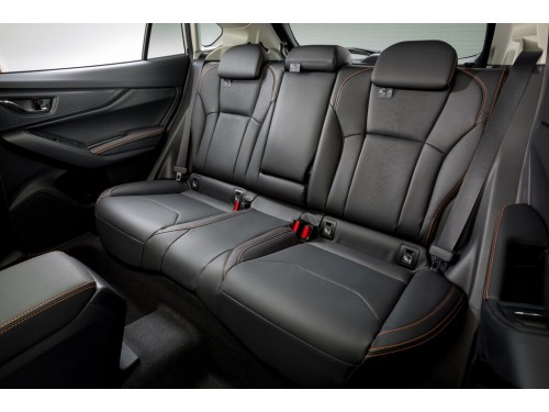 Характеристики автомобиля Subaru XV 2.0ie CVT Comfort (08.2017 - 09.2020): фото, вместимость, скорость, двигатель, топливо, масса, отзывы