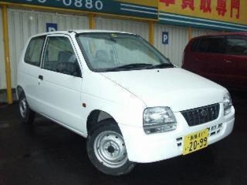 Характеристики автомобиля Suzuki Alto 660 L'Epo P2 (04.1997 - 09.1998): фото, вместимость, скорость, двигатель, топливо, масса, отзывы
