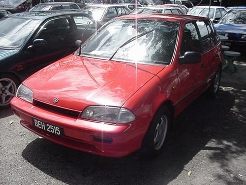 Характеристики автомобиля Suzuki Cultus 1.0 Eleny (07.1990 - 06.1991): фото, вместимость, скорость, двигатель, топливо, масса, отзывы