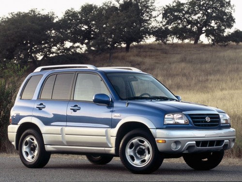 Характеристики автомобиля Suzuki Grand Vitara 2.5 MT 4wd JLX (11.2001 - 08.2005): фото, вместимость, скорость, двигатель, топливо, масса, отзывы