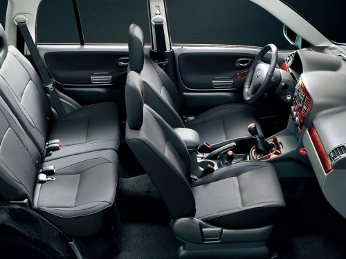 Характеристики автомобиля Suzuki Grand Vitara 2.5 MT 4wd JLX (11.2001 - 08.2005): фото, вместимость, скорость, двигатель, топливо, масса, отзывы