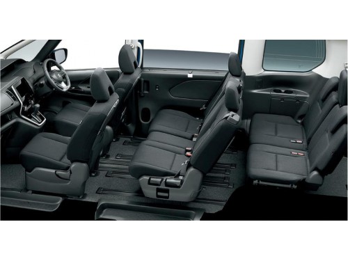 Характеристики автомобиля Suzuki Landy 2.0 G 4WD (12.2016 - 08.2018): фото, вместимость, скорость, двигатель, топливо, масса, отзывы