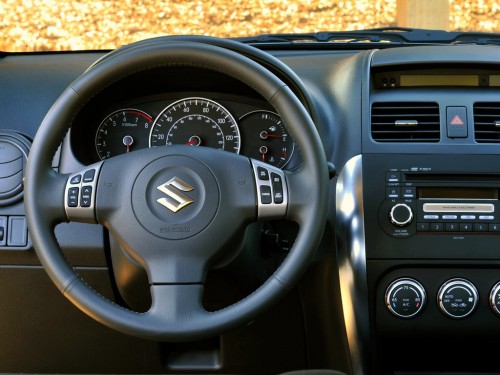 Характеристики автомобиля Suzuki SX4 2.0 AT AWD Convenience Package (07.2006 - 06.2009): фото, вместимость, скорость, двигатель, топливо, масса, отзывы
