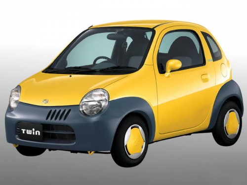 Характеристики автомобиля Suzuki Twin 660 gasoline A (01.2003 - 12.2003): фото, вместимость, скорость, двигатель, топливо, масса, отзывы