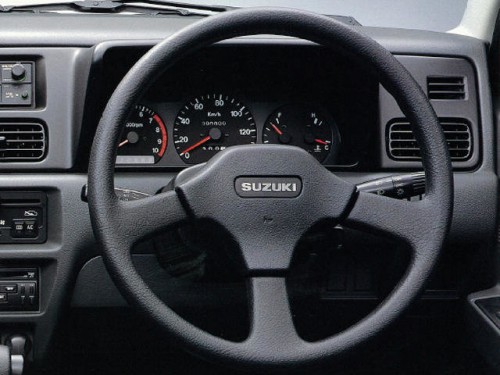 Характеристики автомобиля Suzuki Wagon R 660 Loft (11.1993 - 09.1995): фото, вместимость, скорость, двигатель, топливо, масса, отзывы
