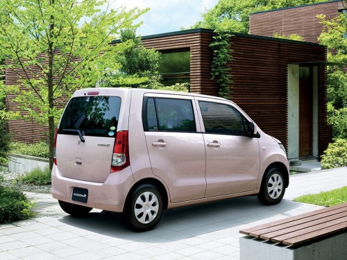 Характеристики автомобиля Suzuki Wagon R 660 FX (08.2010 - 08.2012): фото, вместимость, скорость, двигатель, топливо, масса, отзывы