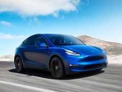Tesla Model Y 75 kWh Long Range (05.2022 - н.в.)