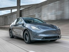 Tesla Model Y 60 kWh Long Range (05.2022 - н.в.)