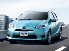 Toyota Aqua 1.5 G Welcab Friendmatic Equipped Car Type I (03.2012 - 04.2013)