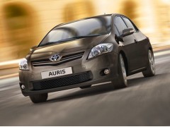 Toyota Auris 2.0 D-4D MT Life 3dr. (07.2010 - 11.2012)