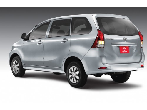 Характеристики автомобиля Toyota Avanza 1.5 MT SE (04.2014 - 06.2015): фото, вместимость, скорость, двигатель, топливо, масса, отзывы