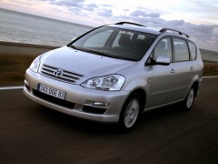 Toyota Avensis Verso 2.0 AT (11.2003 - 02.2009)